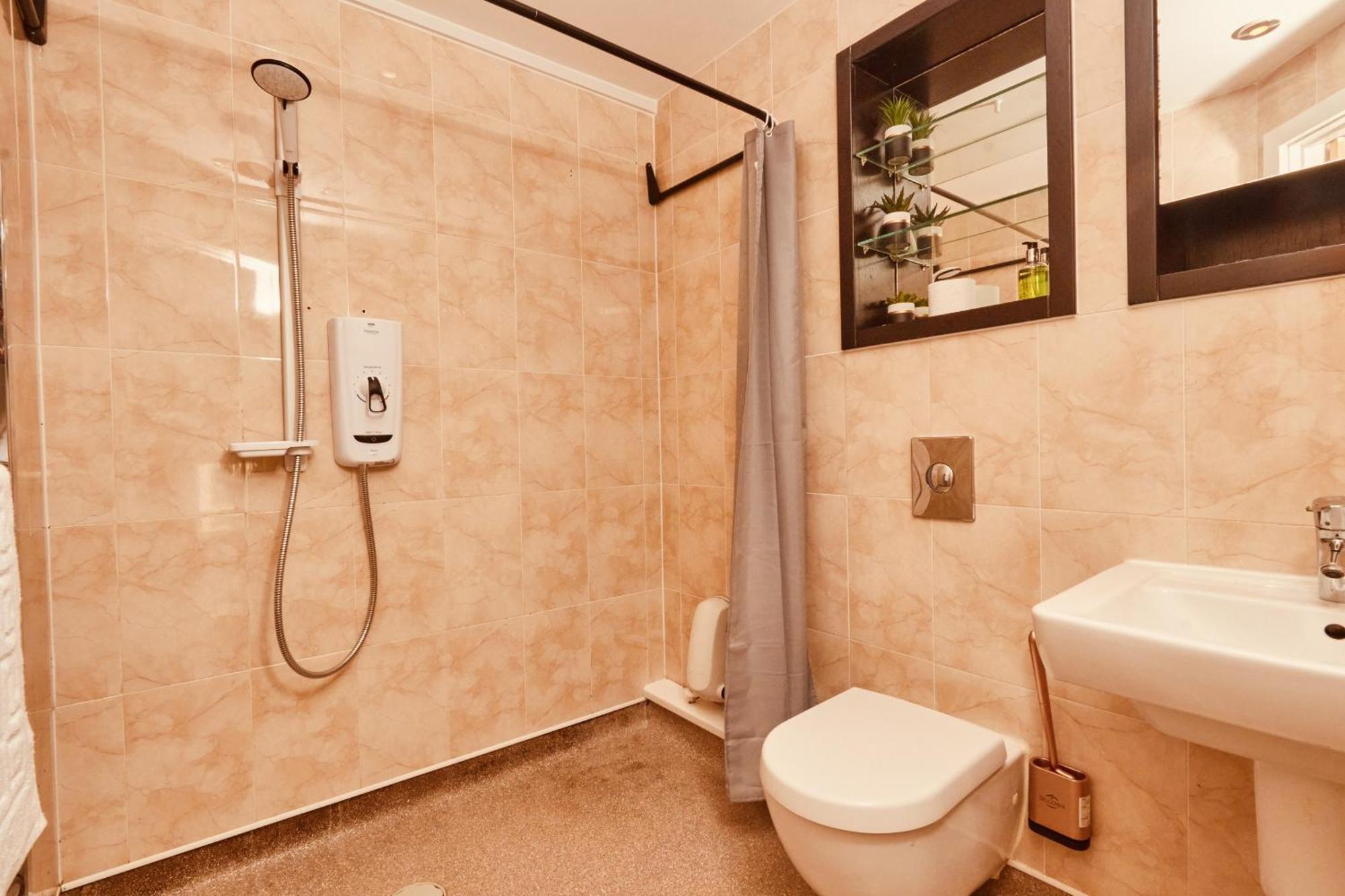 Central Leeds Dock Apt, Free Secure Parking! 2 Bed Leeds (West Yorkshire) Exterior foto